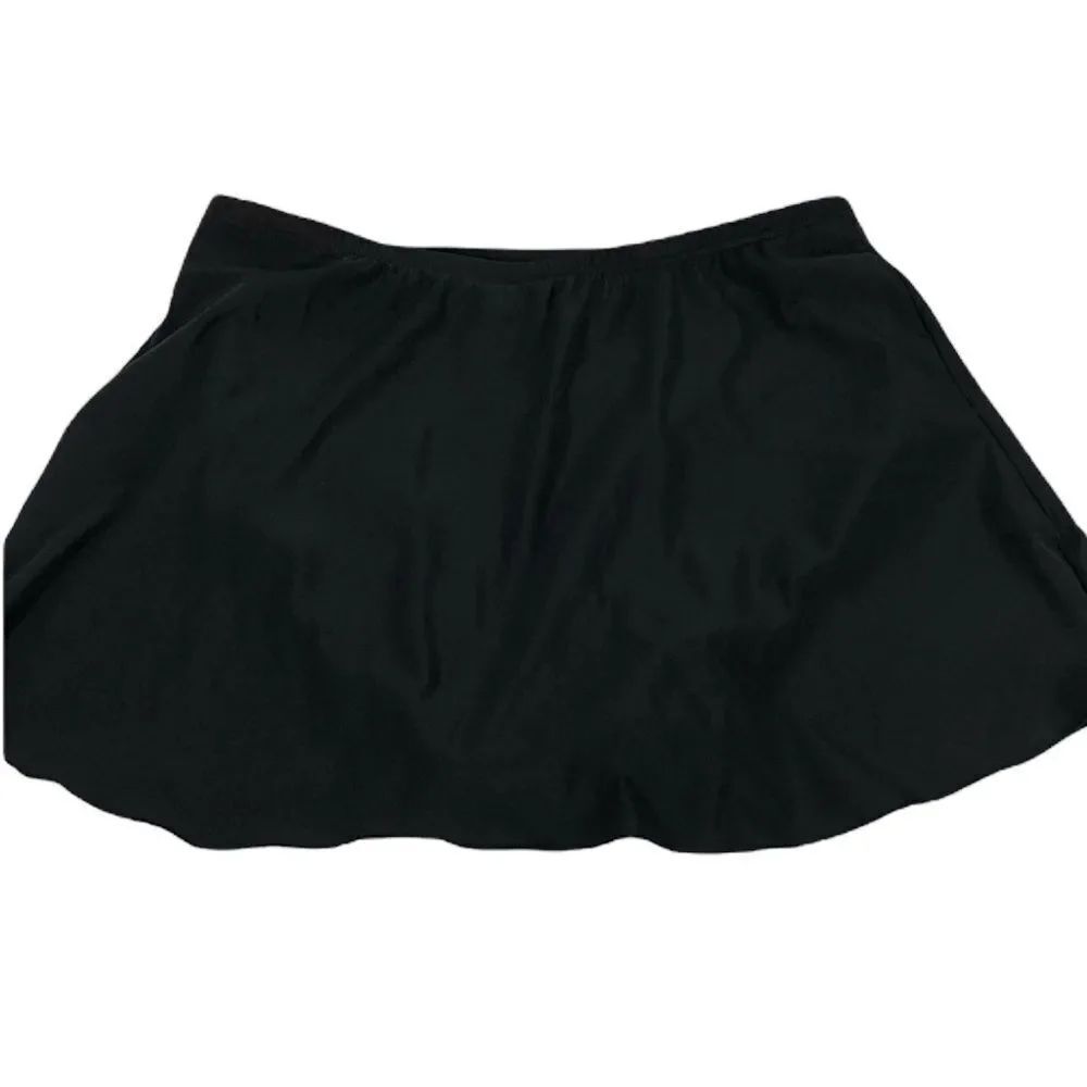 Mainstream Black Swim Skirt size 18
